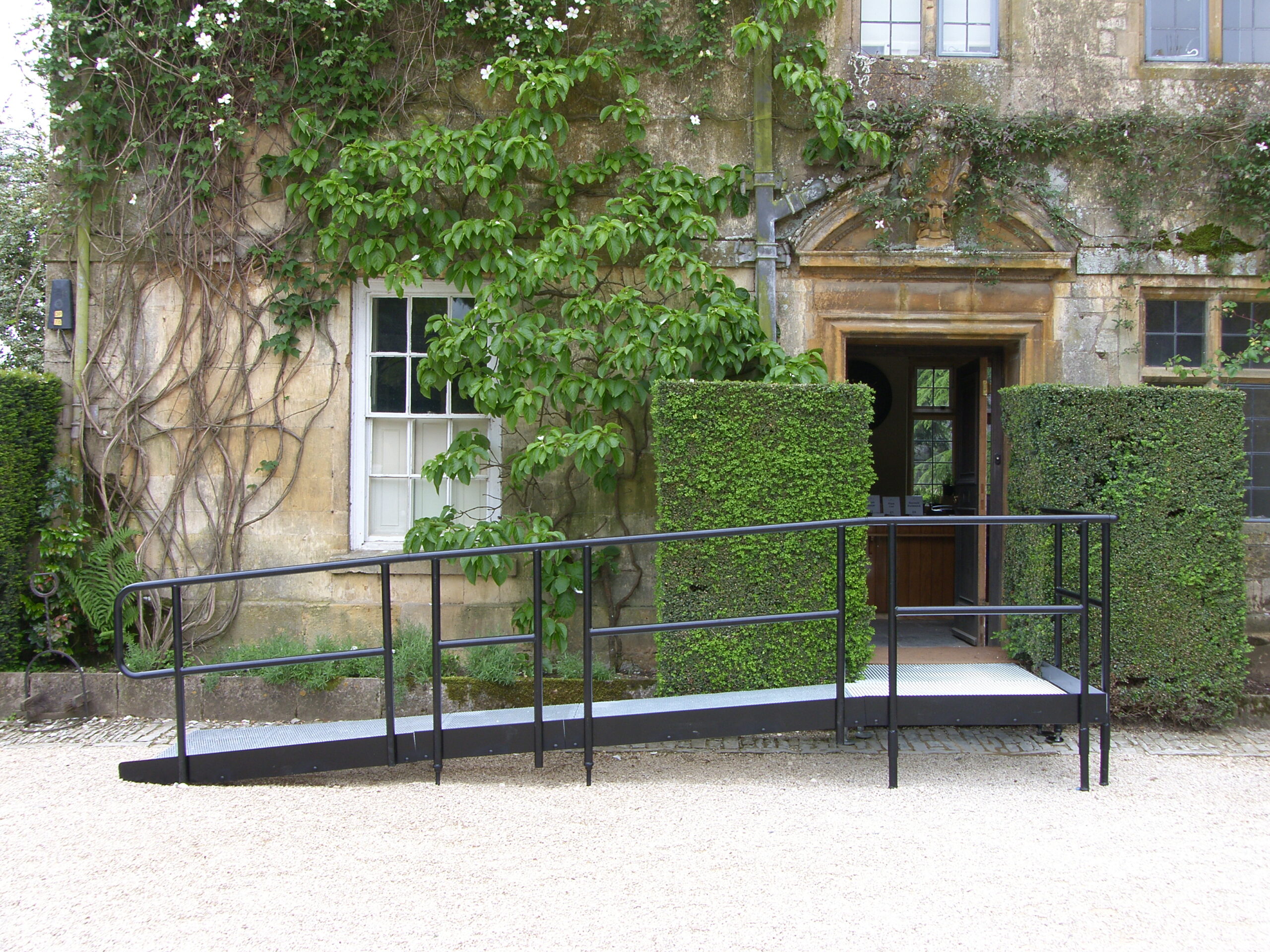 Metal Mobility Ramp